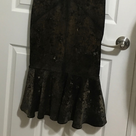 Dress - Picture 3 of 3